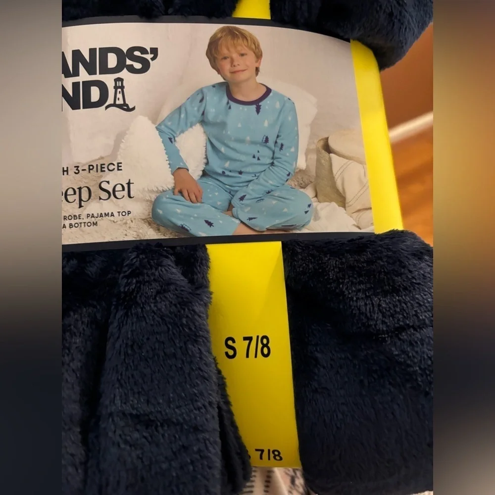 NWT Lands' End Light Blue Kids 3 Piece Pajama Set with Navy Robe